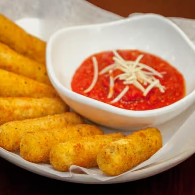 Mozzarella Sticks (8).